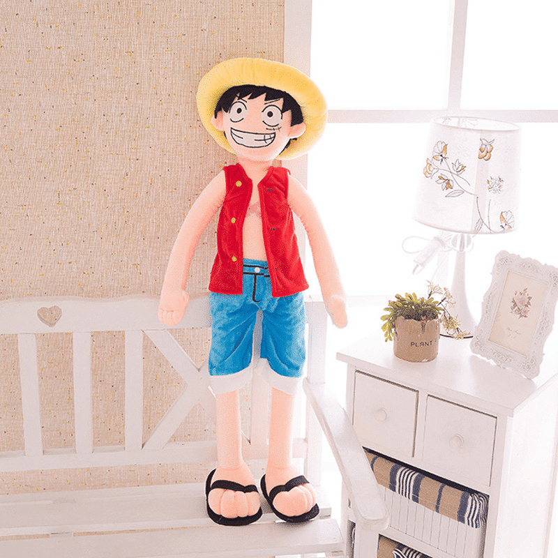 Peluche One Piece géant debout du personnage Luffy.