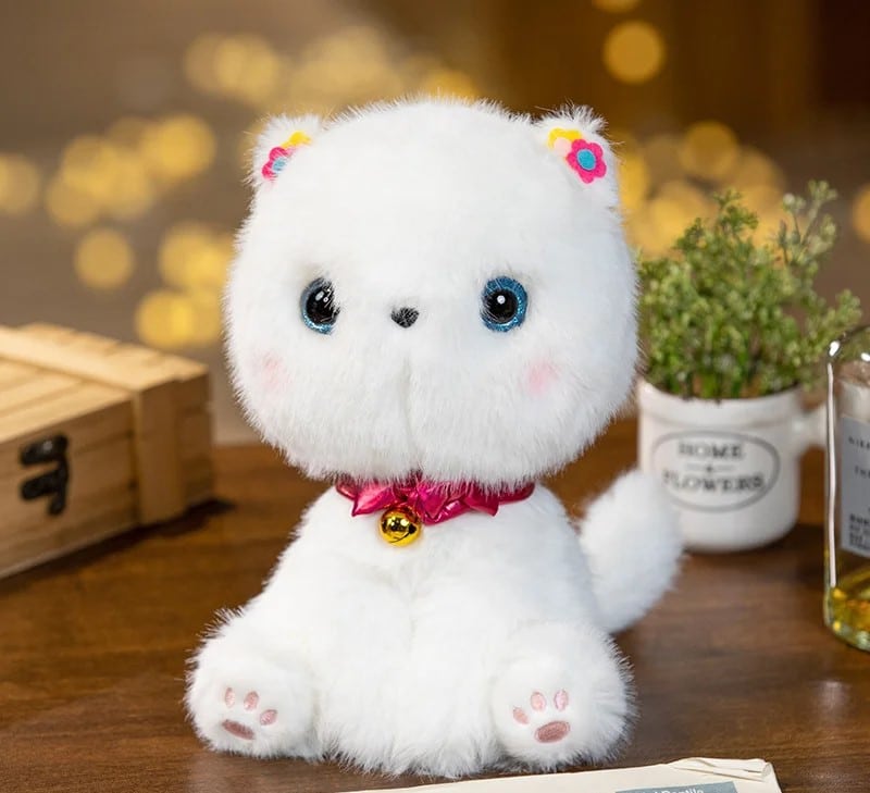 La peluche chaton blanc avec pendentif